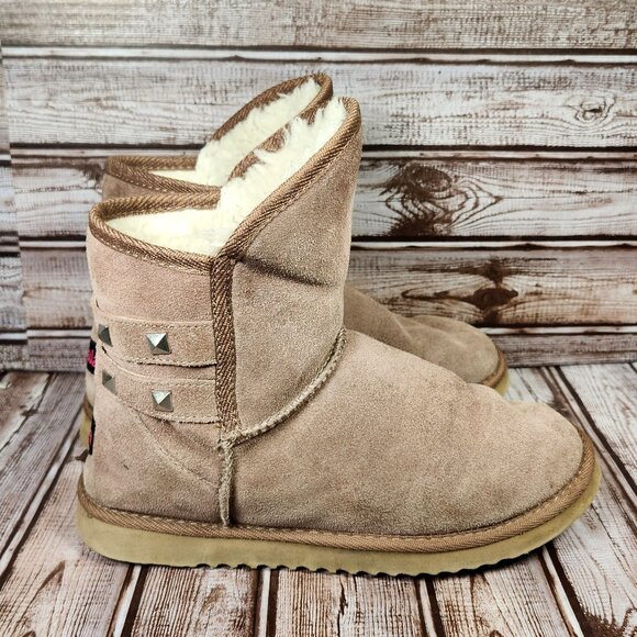 UKALA Isla 100% Australian Merino Wool Women's 9 Brown Tan Short Suede Boots - Picture 1 of 10